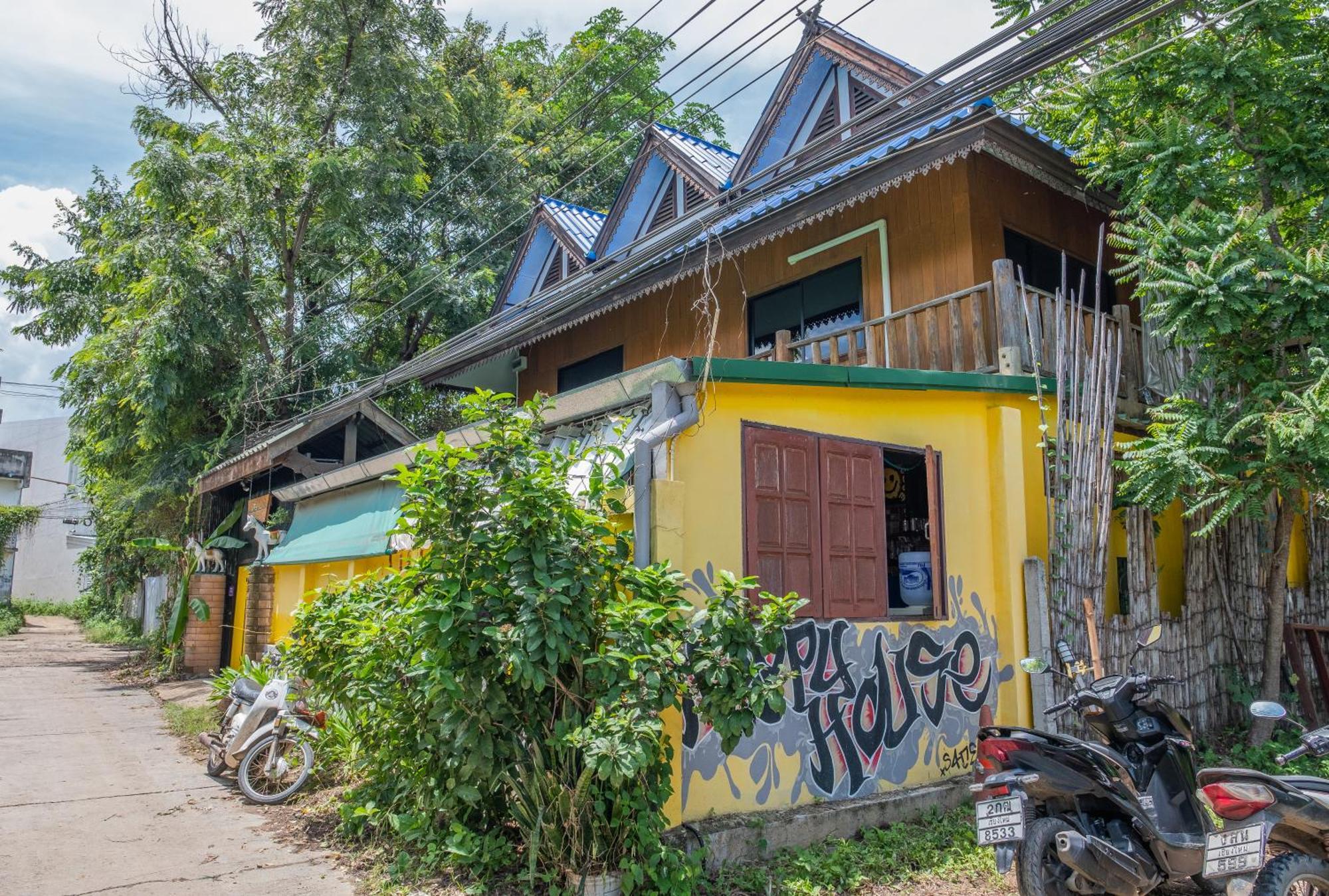 Happy House Backpackers Hostel Pai Exterior foto